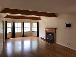 201 Christy Dr in Rolla, MO - Building Photo - Building Photo
