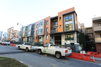 Thirty Five Dolore in San Francisco, CA - Foto de edificio - Building Photo
