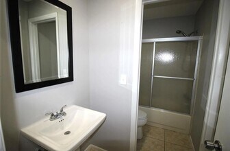 2848 Rustic Oaks Dr in Palm Harbor, FL - Building Photo - Building Photo