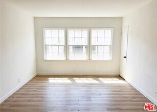 510 E Arbor Vitae St in Inglewood, CA - Building Photo - Building Photo