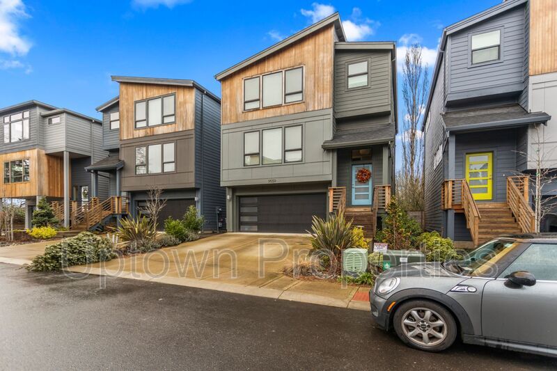 9559 SW Anna Belle Ct in Tigard, OR - Building Photo