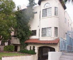 7750 Laurel Canyon Blvd in North Hollywood, CA - Building Photo