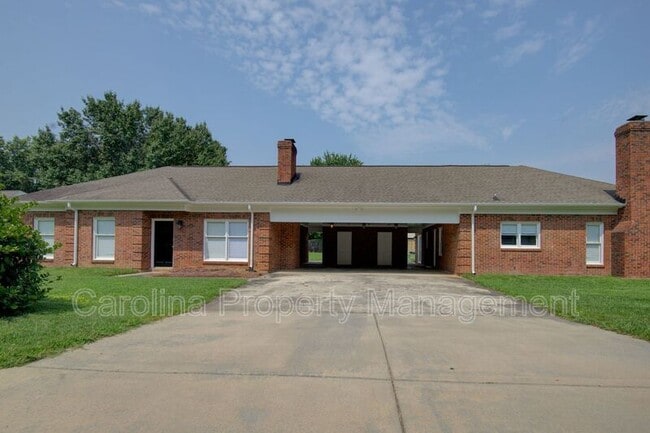 property at 5132 Rea Rd