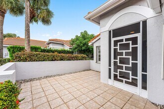 8084 Summer Shores Dr in Delray Beach, FL - Building Photo - Building Photo
