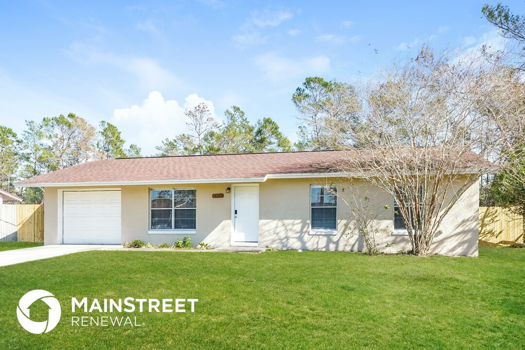 3137 Croton Ave in Deltona, FL - Foto de edificio