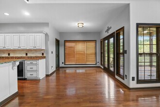 869 E Accipiter Cir in Clarksville, TN - Building Photo - Building Photo