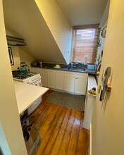 32 Irving St, Unit 4 in Boston, MA - Building Photo - Building Photo