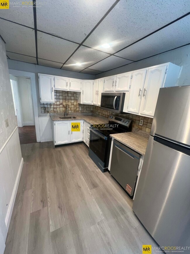 69 Parker St, Unit 2 in Watertown, MA - Building Photo - Building Photo