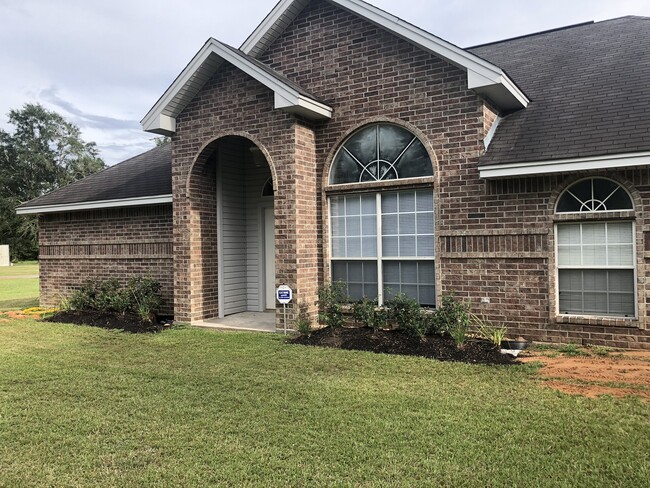 2946 Picturesque Dr in Kountze, TX - Building Photo - Building Photo