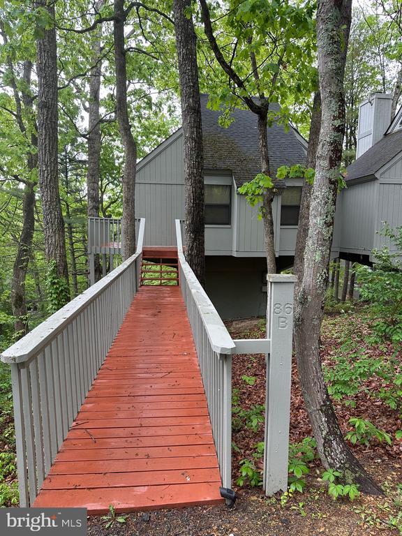 346 Spitz Ln in Basye, VA - Building Photo - Building Photo