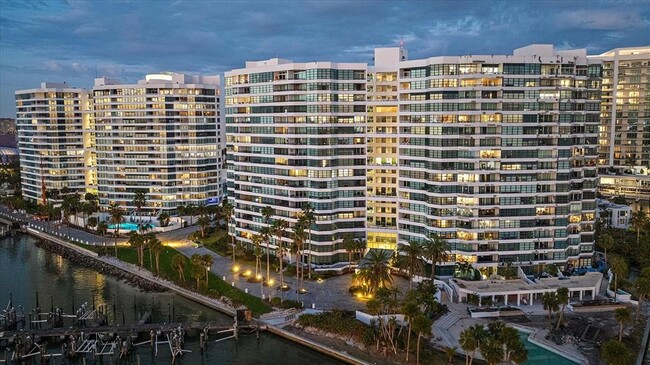 888 Blvd of the Arts in Sarasota, FL - Building Photo - Building Photo
