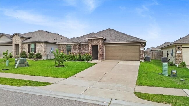 117 Blanco Dr in Huntsville, TX - Building Photo - Building Photo