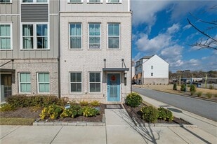 313 Skylar Way SE in Atlanta, GA - Building Photo