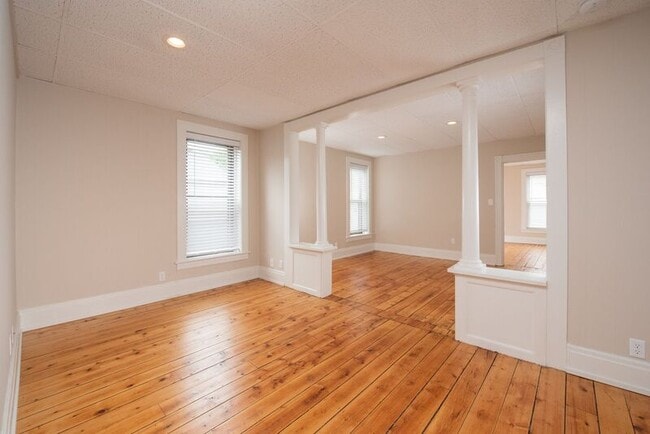 19 Warsaw Ave in Mechanicville, NY - Building Photo - Building Photo