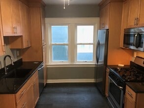 49 Crestwood Ave, Unit Lower Unit in Buffalo, NY - Building Photo - Building Photo