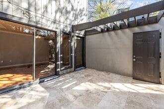 3350 Altamont Rd S in Birmingham, AL - Foto de edificio - Building Photo