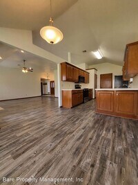 1309 Newbury Dr photo'