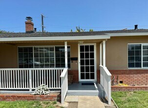 1877 Clay St in Santa Clara, CA - Building Photo - Building Photo