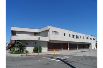 1317 E Alondra Blvd in Compton, CA - Building Photo - Building Photo