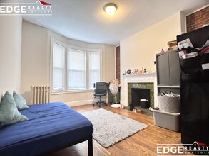 24 Highgate St, Unit 1 in Boston, MA - Building Photo - Building Photo