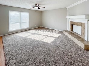 553 Edwards Dr, Unit 2335 in Saginaw, TX - Foto de edificio - Building Photo