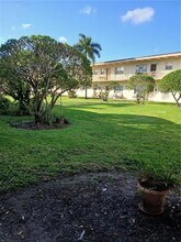 2525 Hollywood Blvd in Hollywood, FL - Building Photo - Building Photo