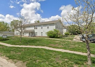 14020 Lancashire St in Waverly, NE - Building Photo - Building Photo