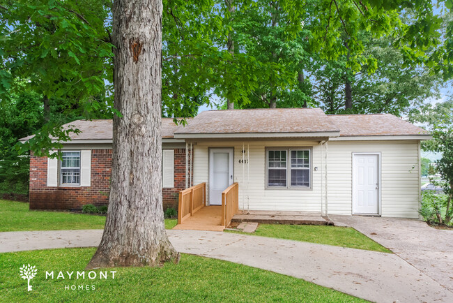 property at 4417 Millvale Dr SW