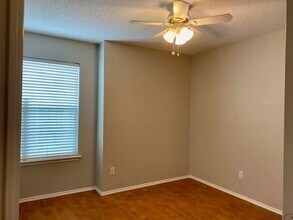 638 W Union Bower Rd in Irving, TX - Building Photo - Building Photo