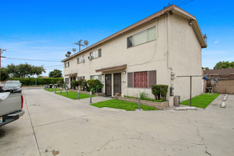 7549 Jaboneria Rd in Bell Gardens, CA - Building Photo - Building Photo