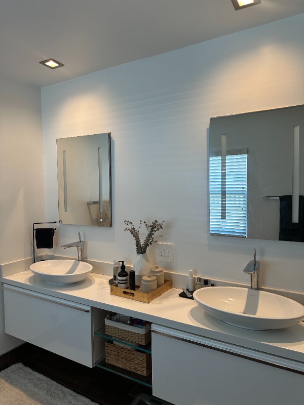 10880 National Blvd in Los Angeles, CA - Building Photo - Building Photo