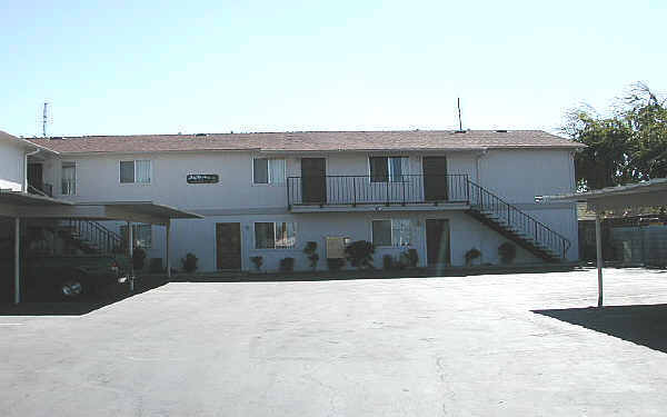 5014 E Alta Ave in Fresno, CA - Building Photo - Building Photo