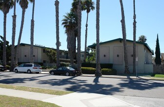 450 Linden Dr in Oxnard, CA - Foto de edificio - Building Photo