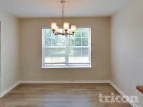 673 Mable Dr in La Vergne, TN - Foto de edificio - Building Photo