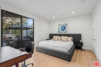 2102 Century Park Ln in Los Angeles, CA - Building Photo - Building Photo