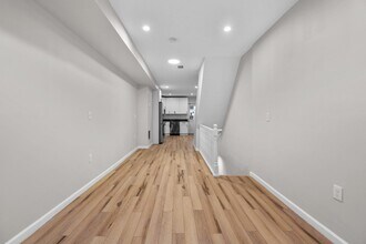 15 N Bradford St in Baltimore, MD - Building Photo - Building Photo