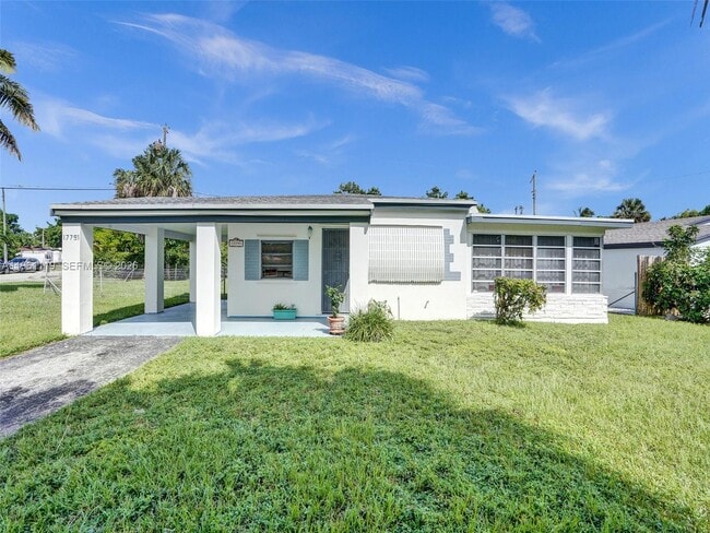17791 NE 13th Ave in North Miami Beach, FL - Building Photo - Building Photo