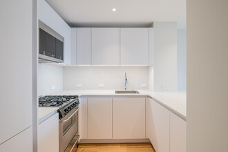 1400 Columbia Rd, Unit 3E in Boston, MA - Foto de edificio - Building Photo
