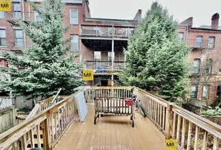 23 Highland Park Ave, Unit 2 in Boston, MA - Foto de edificio - Building Photo