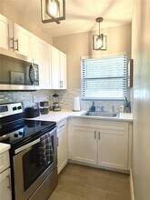 820 S Federal Hwy in Lake Worth Beach, FL - Foto de edificio - Building Photo