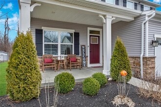 94 Lynette Ln in Getzville, NY - Building Photo - Building Photo