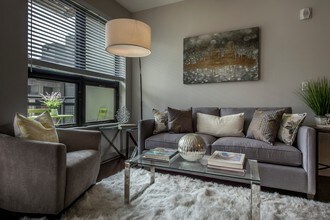 45 Marion St, Unit 407 in Brookline, MA - Building Photo - Building Photo