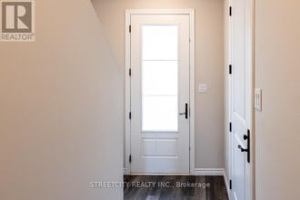 381-381 Callaway Rd in London, ON - Building Photo - Building Photo