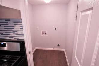 6917 Old Post Loop in Austin, TX - Building Photo - Building Photo