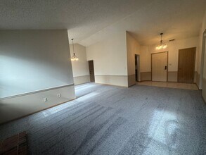 2725 Dartmouth Dr in Springfield, IL - Building Photo - Building Photo
