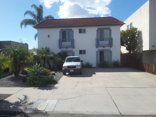 4476 42nd St