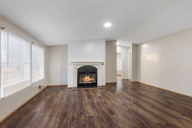 property at 4460 Grand Oaks Dr