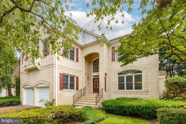 property at 9304 Wildoak Dr