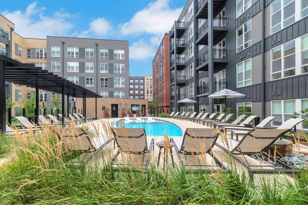 The Arbor at Halley Rise in Reston, VA - Foto de edificio