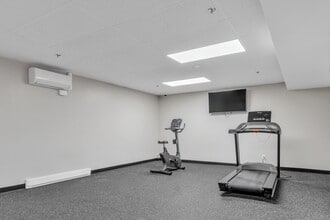 800 Castell Rd in Kingston, ON - Building Photo - Building Photo